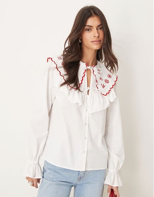 2 Sets Of embroidered frill collar shirt in white