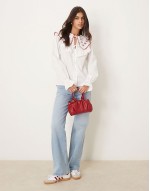2 Sets Of embroidered frill collar shirt in white
