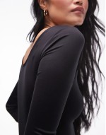 off shoulder short sve top in black