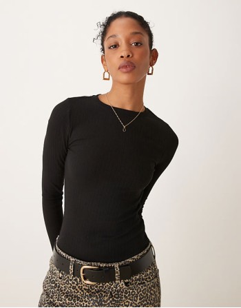 crew neck long sve bodysuit in black